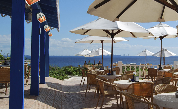 waterproof-ambientato-bar-mare.jpg waterproof-ambientato-bar-mare.jpg