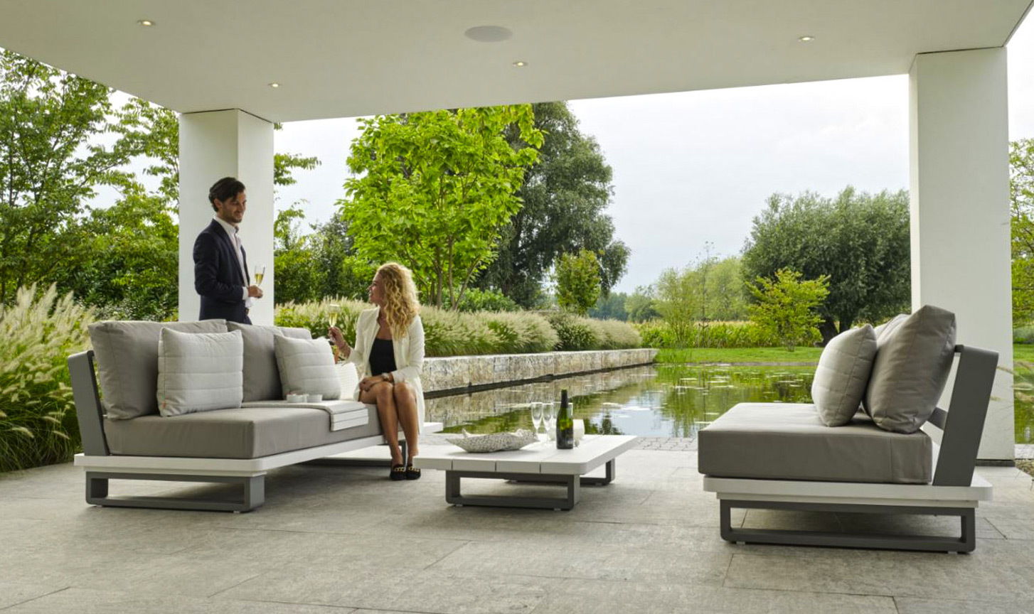 What to look for buying outdoor furniture